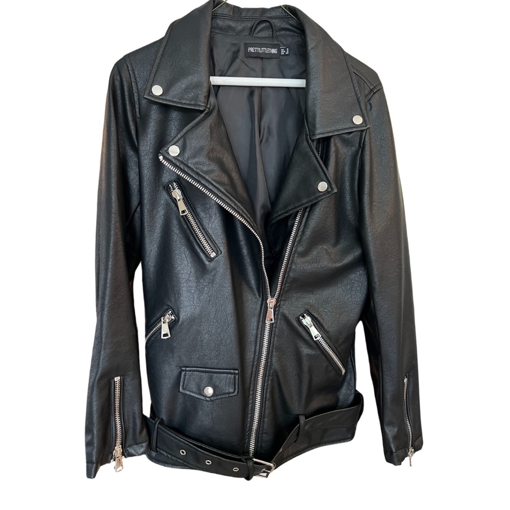 Oversized biker jacket with belt